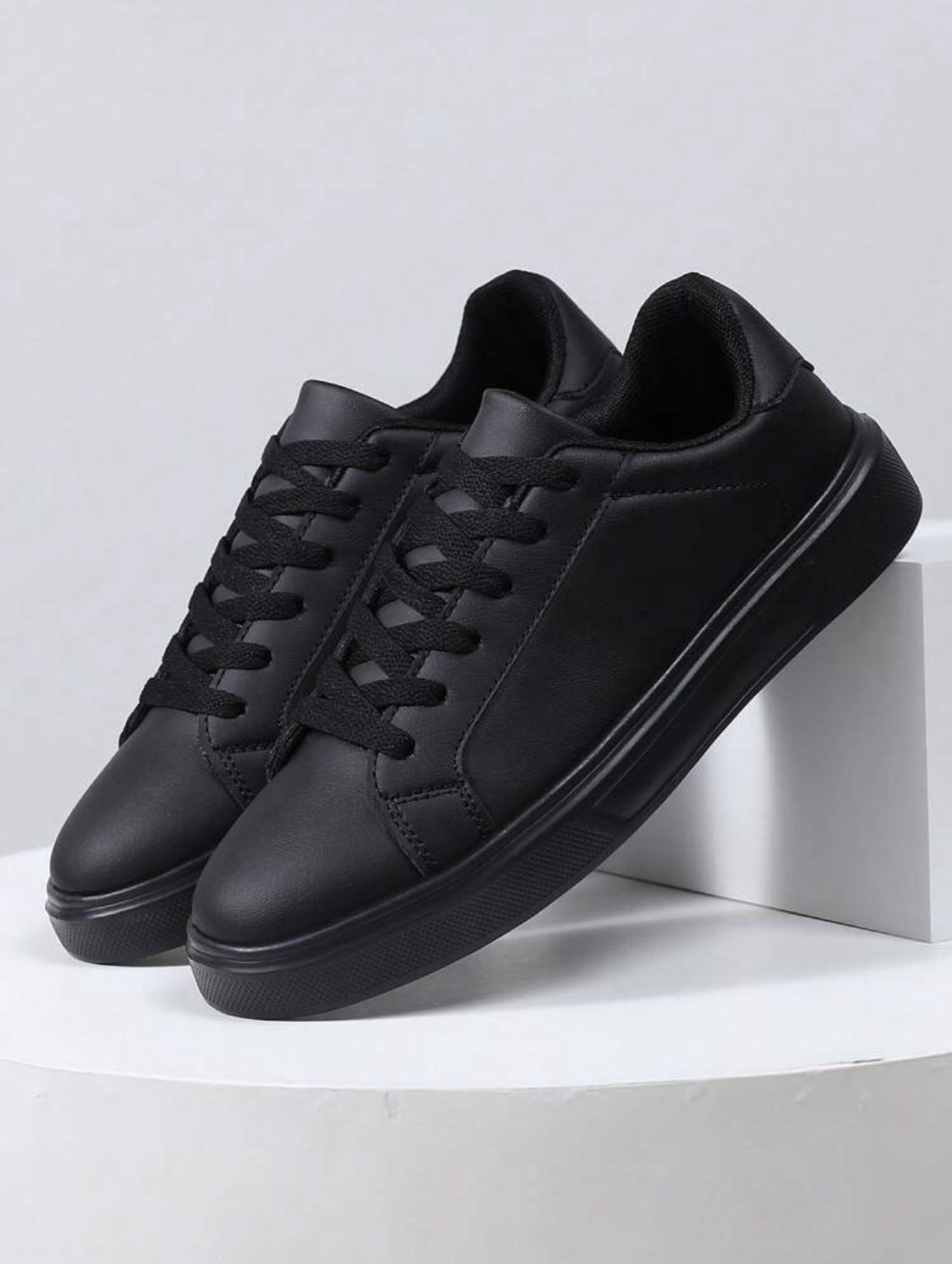VORTEXA™ Urban White Sneakers – Thick Sole Streetwear Shoes